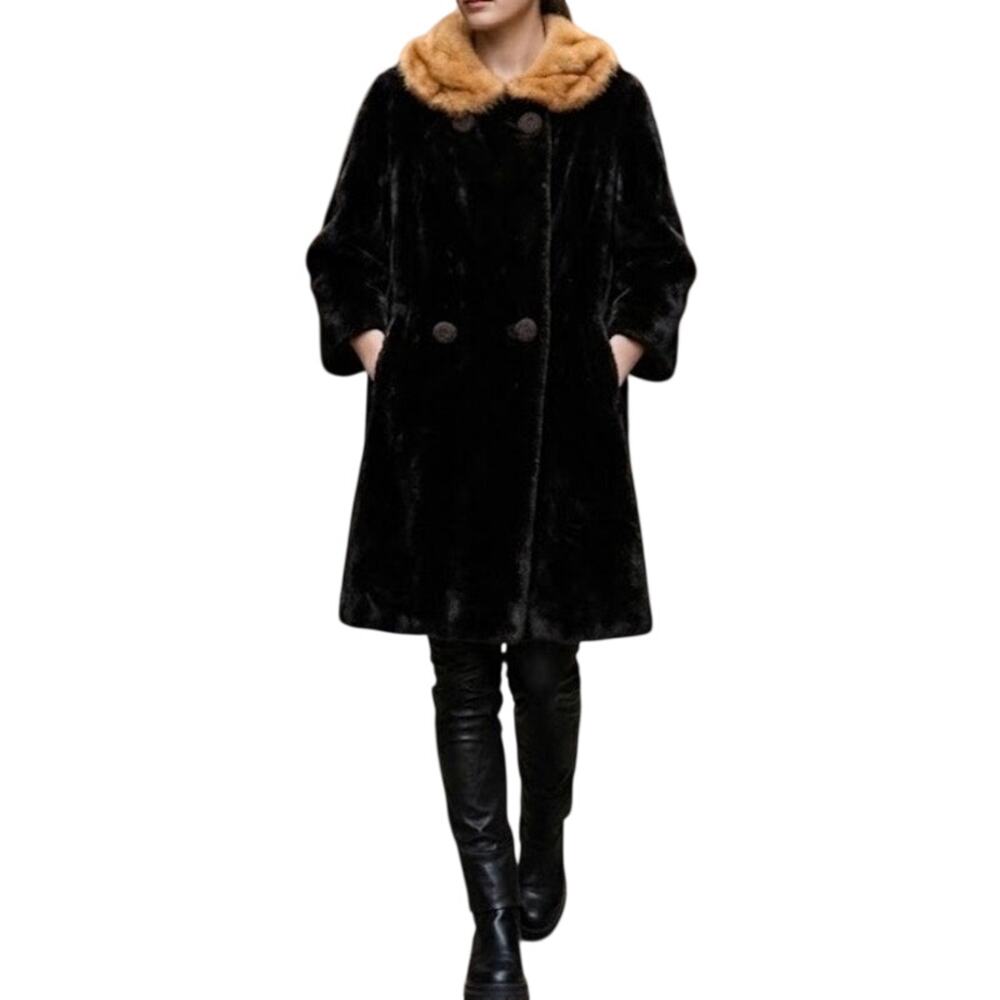 Vintage Borgana Sportowne Faux Fur Coat P2P Approximately 24 -25”